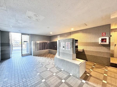 【その他共用部分】 | コスモ北野田 | 清潔に維持されている共用部。住む方のマナーの良さが感じられます！