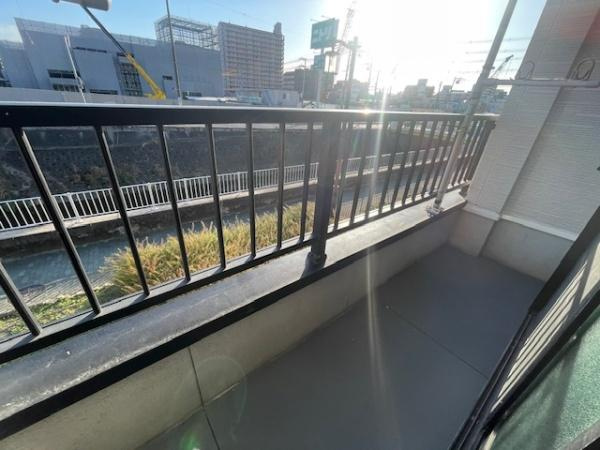 【バルコニー】 | 大阪市生野区巽南5丁目　中古戸建