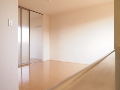 【内装】 | リビングタウン天理A棟 | 洋室