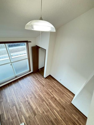 【寝室】 | イーハイム | ロフトから