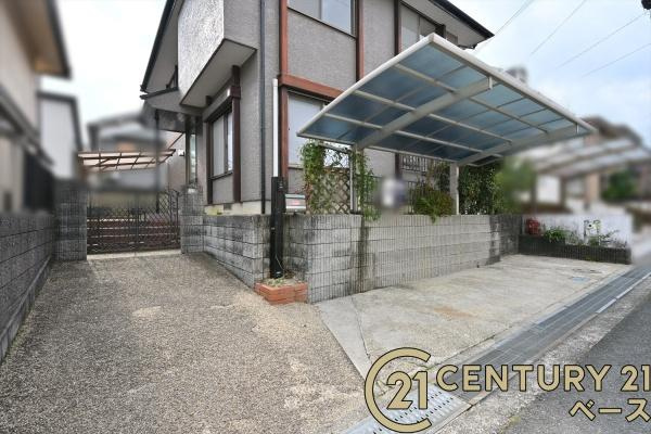 北葛城郡広陵町馬見北６丁目　一戸建の駐車場|■現地撮影写真■駐車スペース２台分完備！