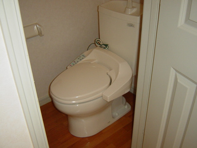 【トイレ】 | サニーコートＢ棟 | シャワー付トイレ