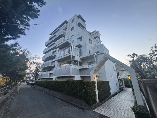 ハイツ住吉川公園