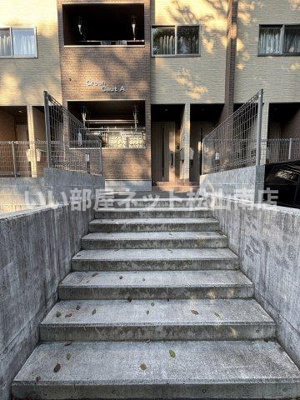 【エントランス】 | グリーンコートA棟