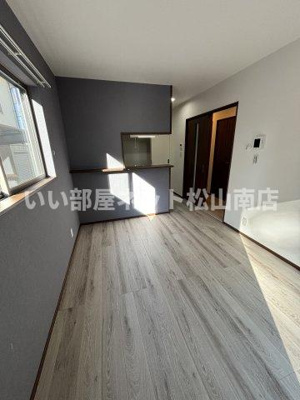 【居間・リビング】 | グリーンコートA棟