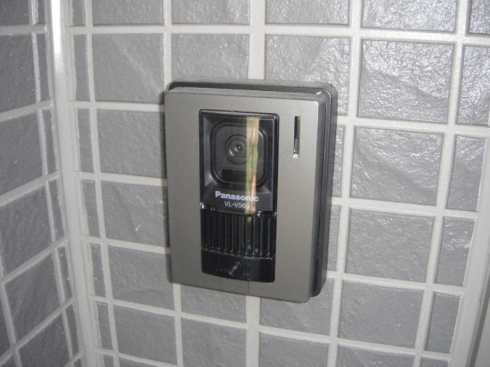 Ｄ－ｒｏｏｍ島西のセキュリティ|インターホン