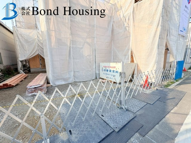 山電東二見徒歩10分　駐車２台　魚住町西岡 A号地 新築戸建の前面道路含む現地写真