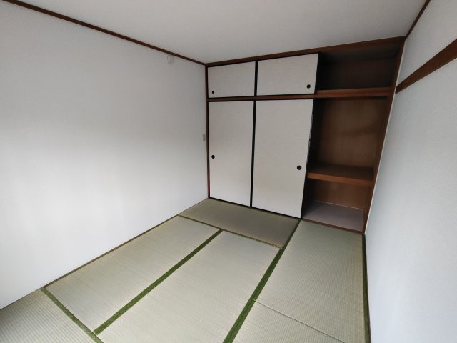 ロイヤルストークの和室