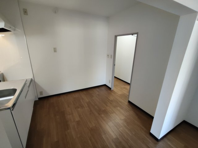 ロイヤルストークのキッチン|キッチン