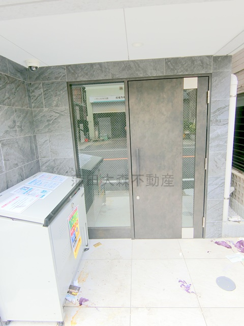 ラフィスタ鵜の木のエントランス