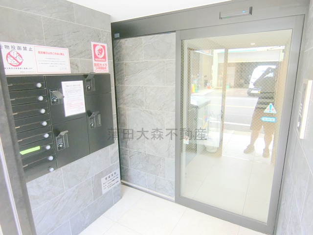 ラフィスタ鵜の木のエントランス|オートロック付きエントランス