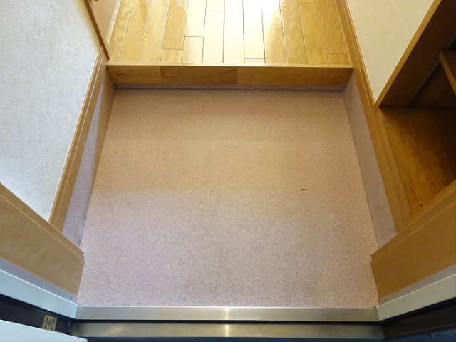 マツダマンションの玄関|きれいな玄関です