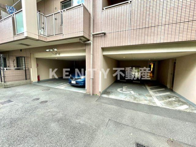 【駐車場】 | レジディア千鳥町 | 駐車場があります