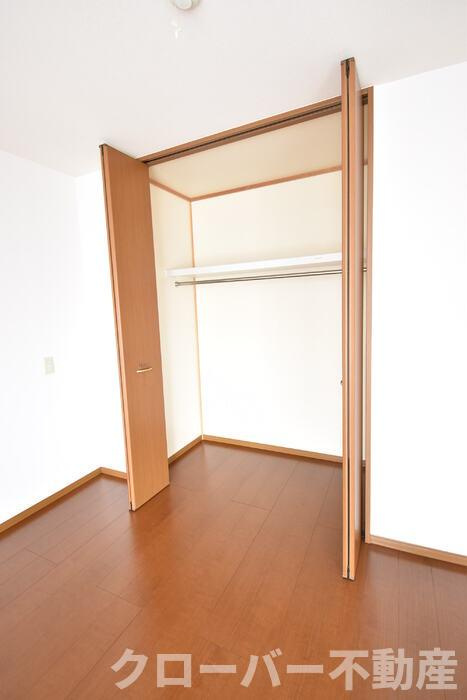 ガーデンプレイス B棟の収納|クローゼット