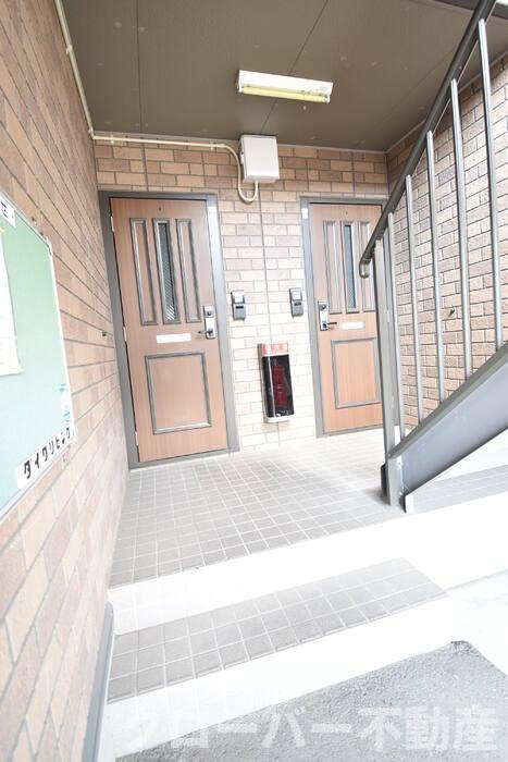 ガーデンプレイス B棟のエントランス|エントランス