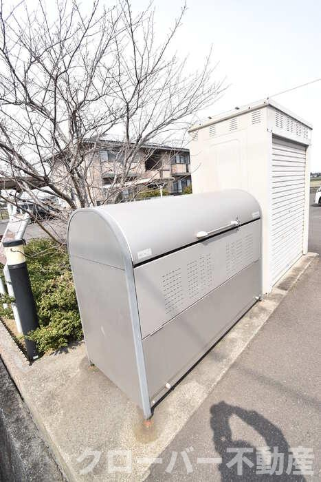 ガーデンプレイス B棟のその他共用部分|ゴミ庫