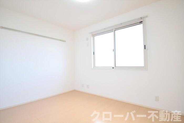 サンハイツ大麻Ｂの洋室|北洋室６帖