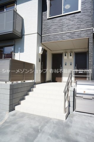 リオメゾンのエントランス