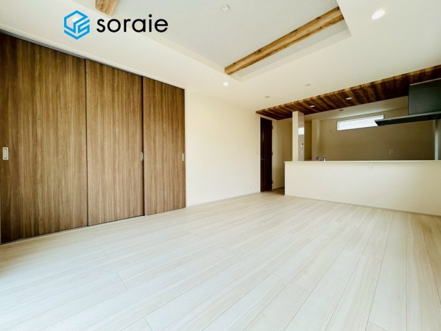 所沢市下富　新築戸建の居間・リビング|2/24　撮影