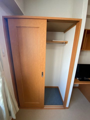 【居間・リビング】 | レオパレス御代の台 | ゆったり過ごせるリビングです