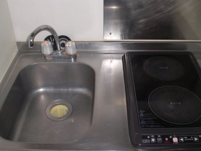 【キッチン】 | レオパレス御代の台 | コンパクトなキッチンで掃除もラクラク