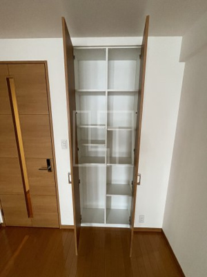 【収納】 | リーガル靭公園南 | リーガル靭公園南　物入