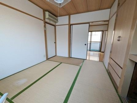 美和ハイツの寝室