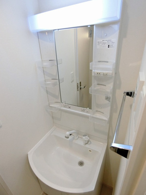 【洗面所】 | リブリ・クワイア東坂下 | 洗面所です