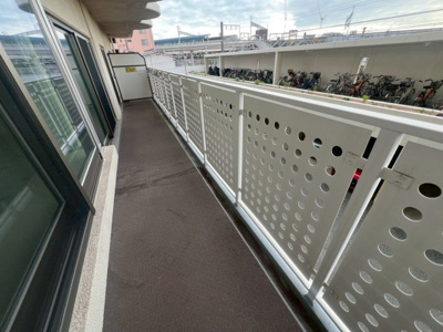 【バルコニー】 | サバービアシティ21