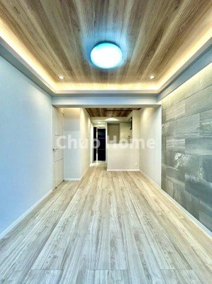 【居間・リビング】 | ビアン御徒町 | 【居間・リビング】「ＬＤＫは家族団らんをデザイン」広いＬＤＫでは家族が集まり一緒の時間を過ごせる工夫がされております。何気ない一日の当たり前のひとコマがいつか一生の宝物になります