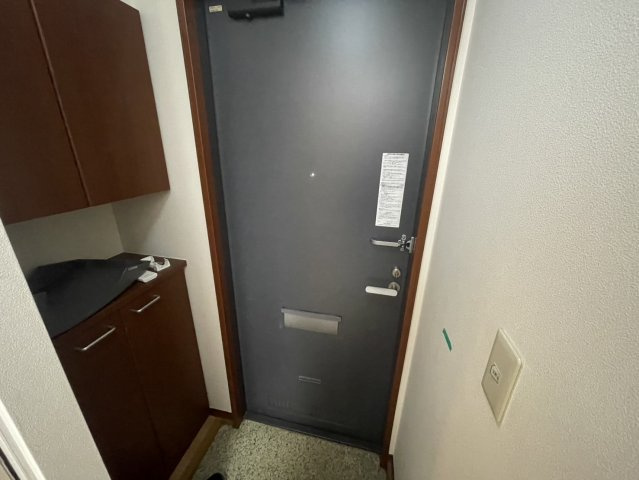 プレジオCの玄関