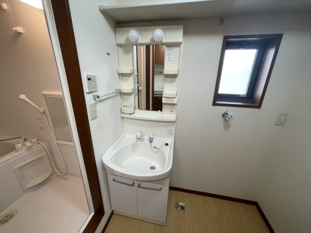 プレジオCの洗面所