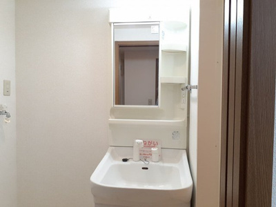 【独立洗面台】 | パレ・ニューみやの | 洗髪洗面化粧台