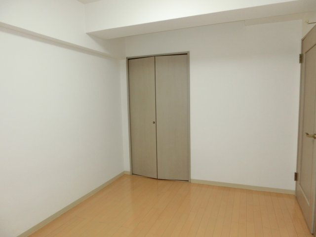 クレメント川越の洋室