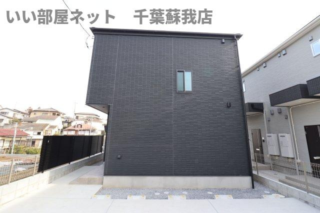 ナリトモ仁戸名Ｅの外観|おしゃれな外観です