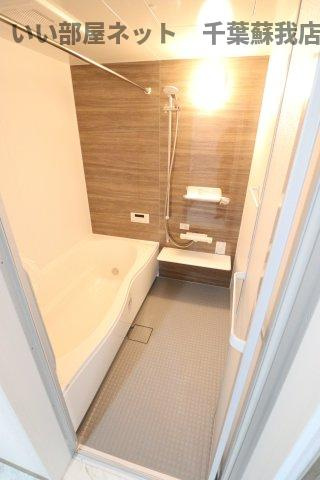 ナリトモ仁戸名Ｅの浴室|お風呂で日々の疲れを落としましょう