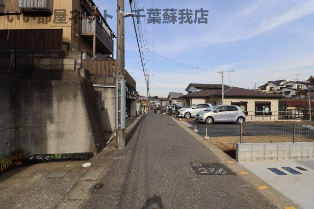 ナリトモ仁戸名Ｅの周辺