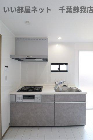 ナリトモ仁戸名Ｅのキッチン|キッチンです