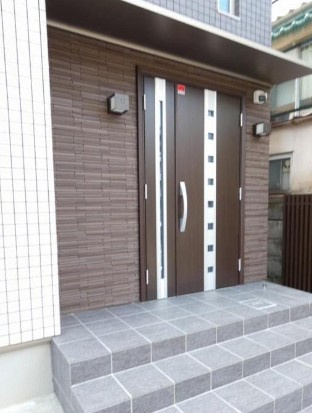 【エントランス】