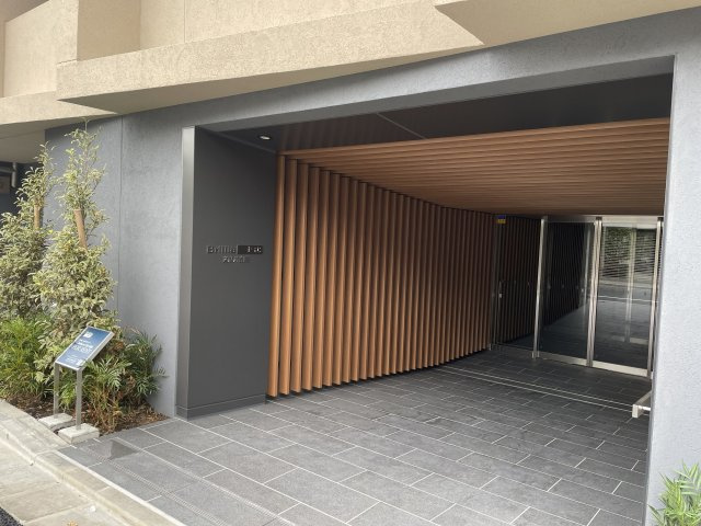 【エントランス】