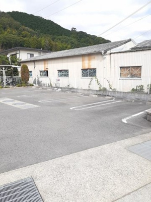 【駐車場】 | ラ・ヴィーユⅢ