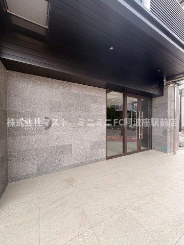 ソルテラスOSAKA弁天町クレアストのエントランス
