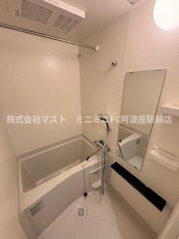 ソルテラスOSAKA弁天町クレアストの浴室