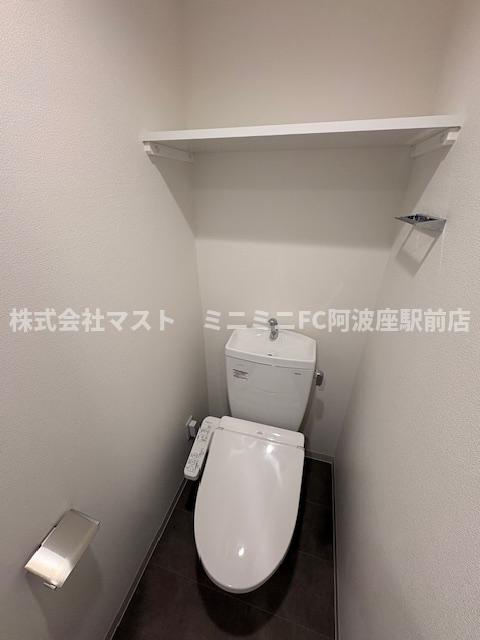 ソルテラスOSAKA弁天町クレアストのトイレ
