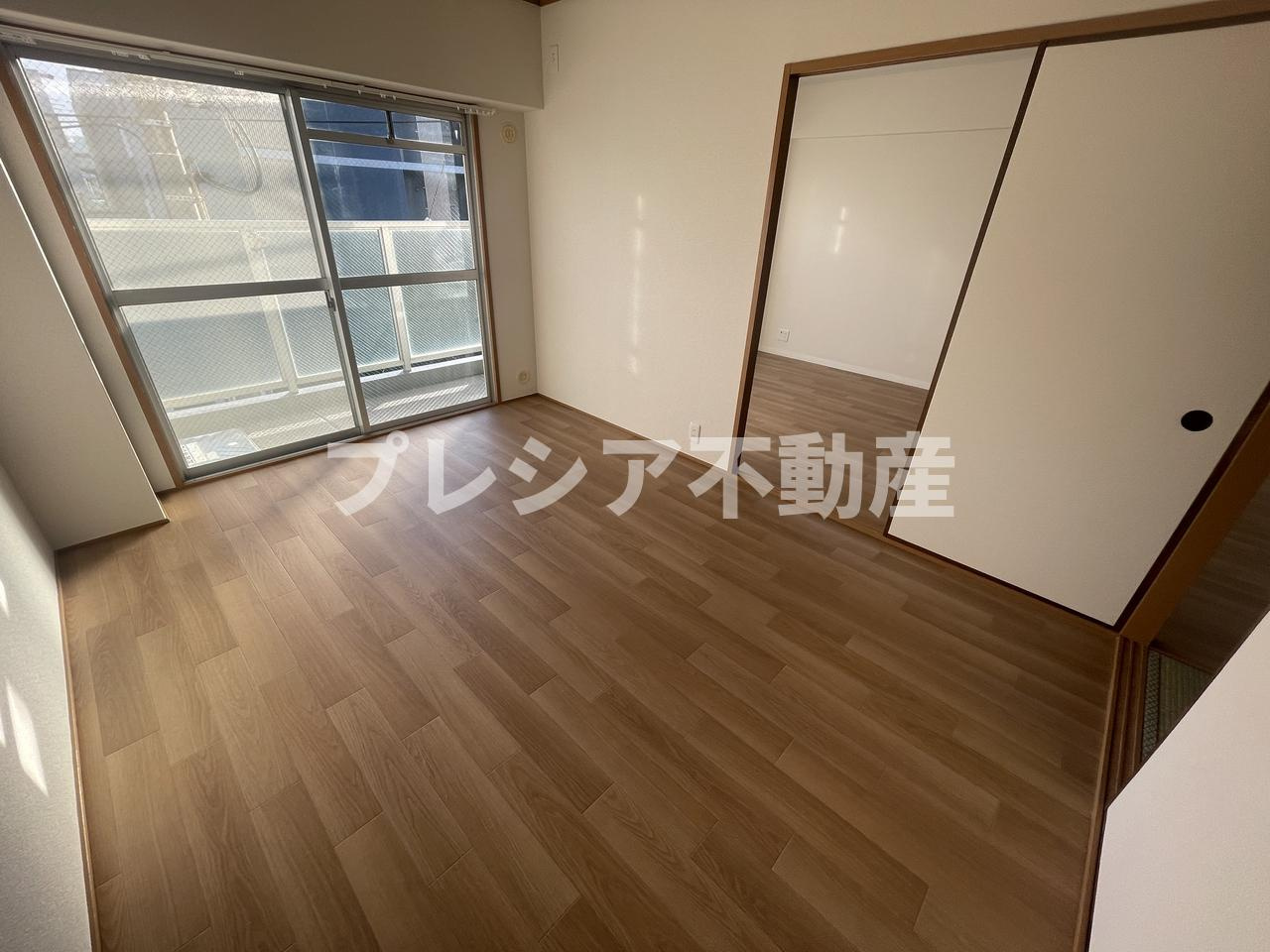 ロワール甲子園の居間・リビング