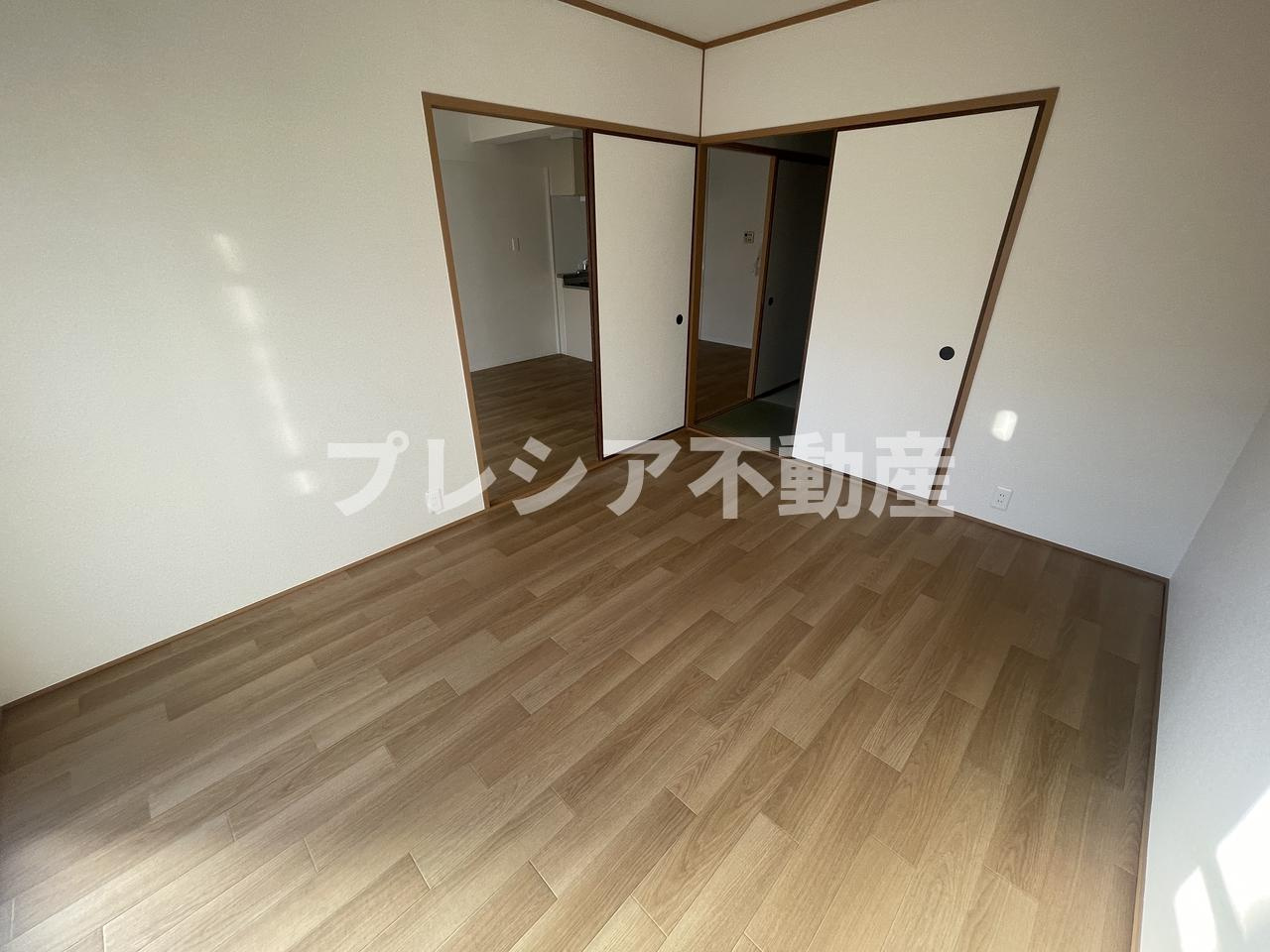 ロワール甲子園の居間・リビング