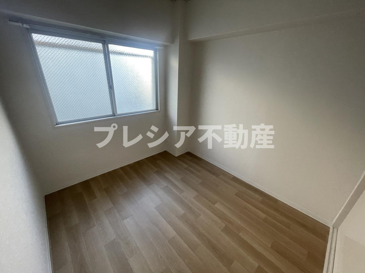 ロワール甲子園の居間・リビング