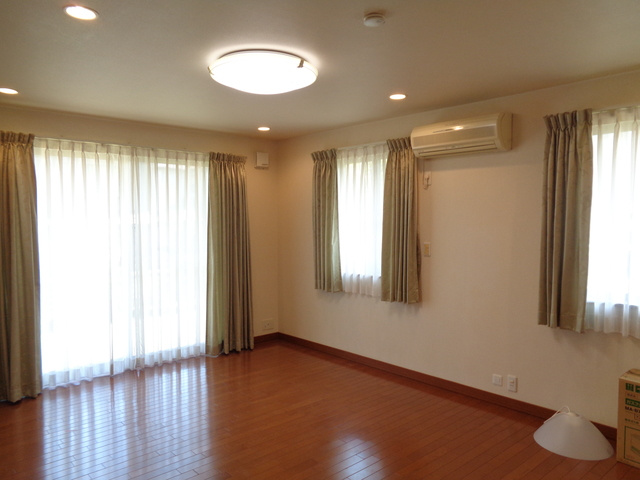 野庭町ヘーベルハウスの居間・リビング|※エアコン設置はございません