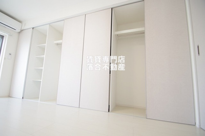 【収納】 | リブリ・ウェスタ橋本 | 便利なテレビ台付き収納♪