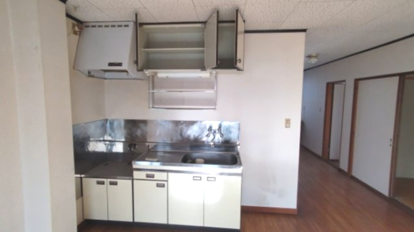 ６６２７６　岐阜市近島店舗付きアパートのキッチン